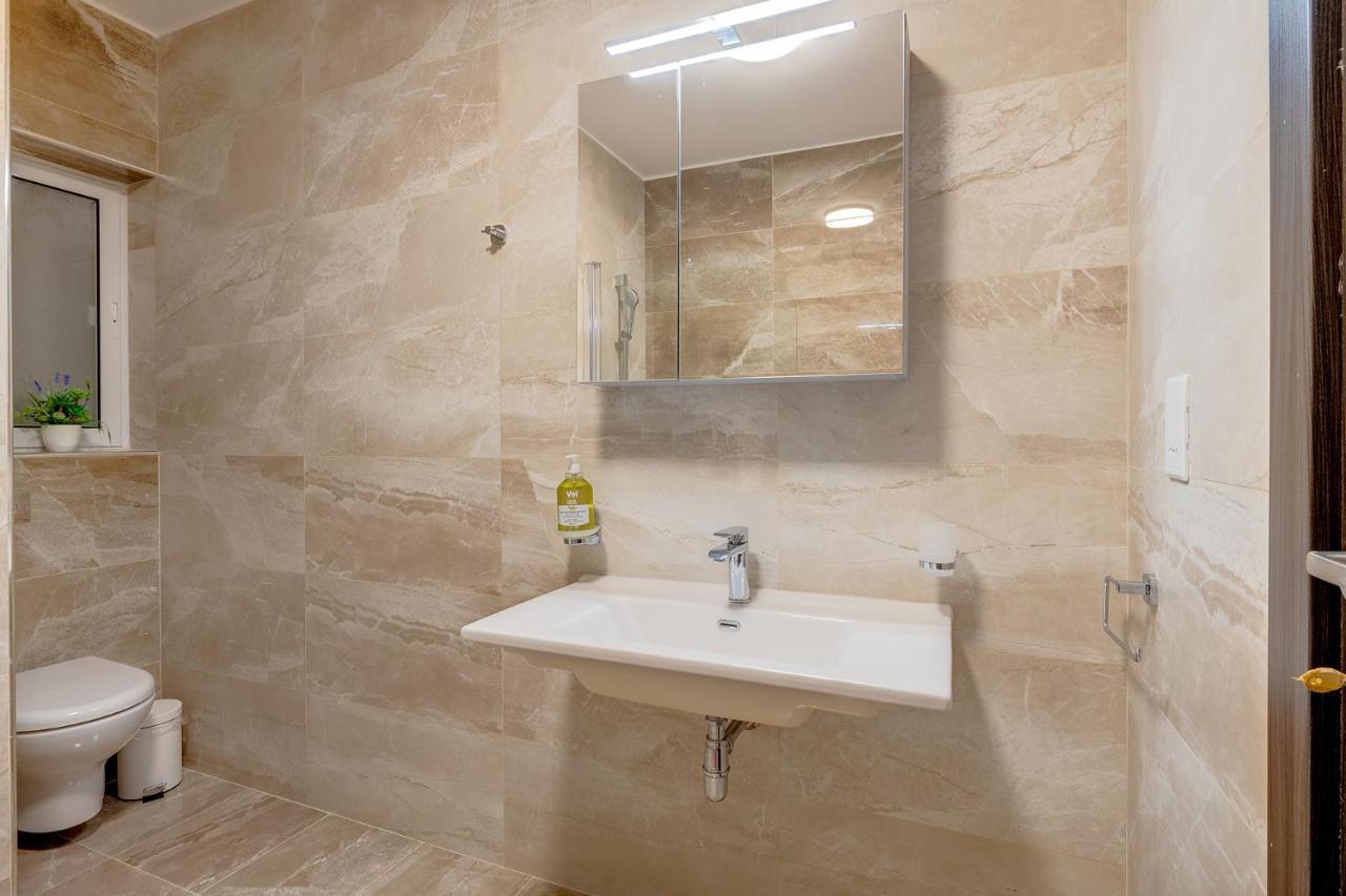 Chic 2Br Apartment, Ideal Location Ta Xbiex エクステリア 写真