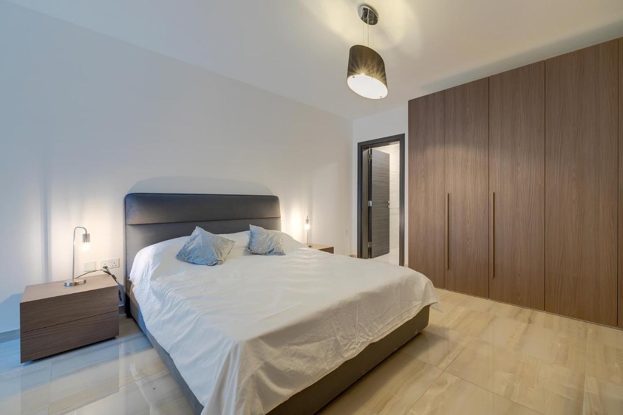 Chic 2Br Apartment, Ideal Location Ta Xbiex エクステリア 写真