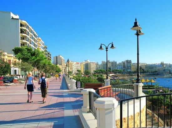 Chic 2Br Apartment, Ideal Location Ta Xbiex エクステリア 写真